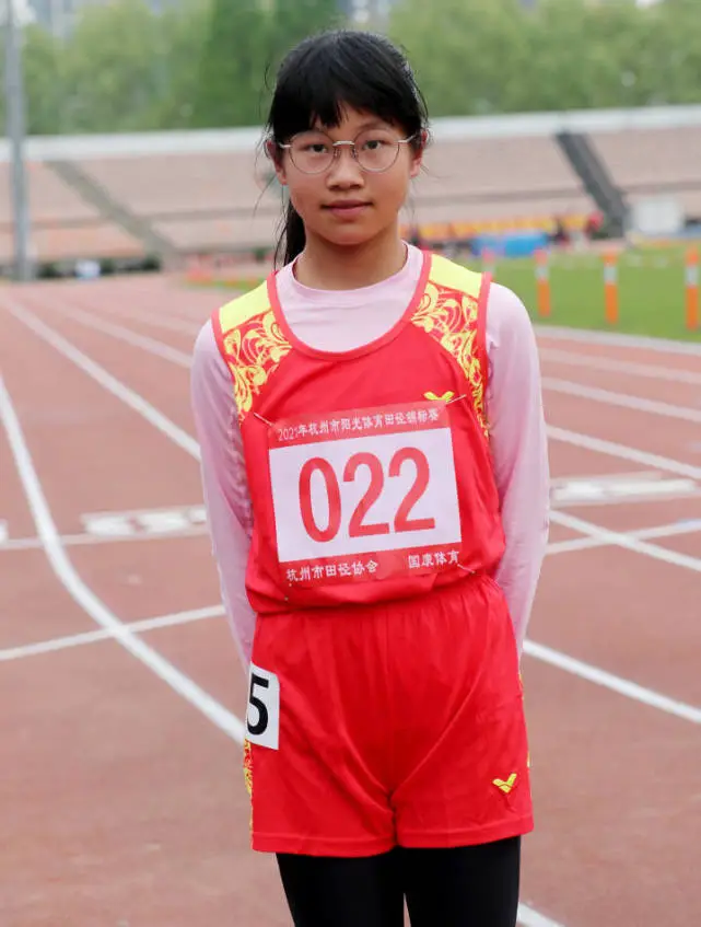 如何通过篮球训练和心理辅导提升自信_2